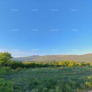Građevinsko zemljište 948 m² – Kršan, atraktivna lokacija s panoramskim pogledom!