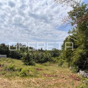 Građevinsko zemljište – Juršići, Istra (1340 m²)