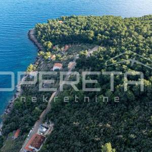 Građevinsko Zemljište od 934 m², drugi red od mora, otok Korčula, Črnja Luka