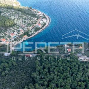 Građevinsko Zemljište od 934 m², drugi red od mora, otok Korčula, Črnja Luka