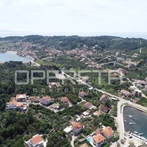 Građevinsko zemljište od 952 m² nedaleko od mora, Lumbarda, Korčula