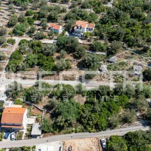 Građevinsko zemljište od 741 m² u mirnom dijelu Vele Luke