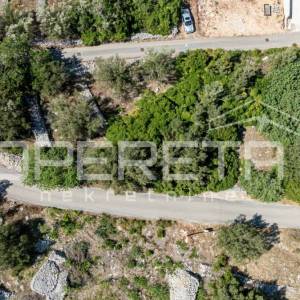 Građevinsko zemljište od 741 m² u mirnom dijelu Vele Luke