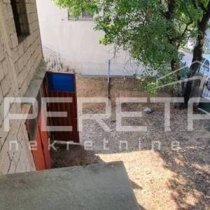 Građevinsko zemljište s kućom na Braču – Humac Gornji | 1.820 m²