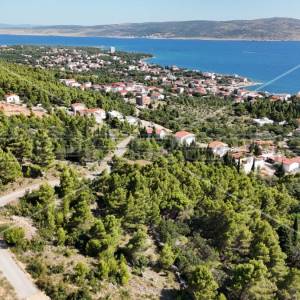 Građevinsko zemljište s pogledom, površine 1684m2, Starigrad Paklenica