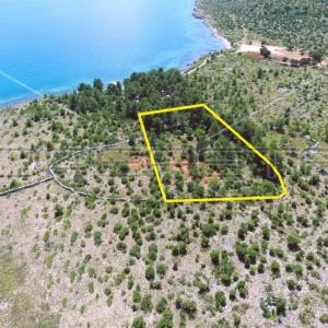 Građevinsko zemljište turističke namjene, 4.224 m2, Starigrad – Seline
