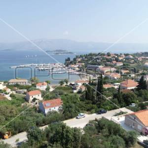 Građevinsko Zemljište u Lumbardi – Savršena Lokacija za Vaš Novi Dom ili Investi