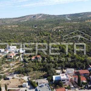 Građevinsko zemljište u Rogoznici – 1586 m², samo 250 m od mora