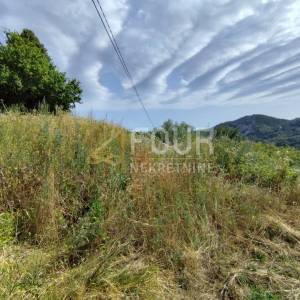 Grobnik, 507m2, zemljište s ucrtanom kućom - ruševinom! 