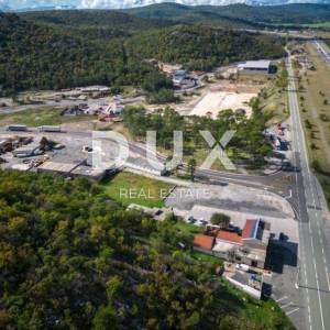 GROBNIK, ČAVLE, SOBOLI- građevinsko zemljište 10000m2 u komercijalnoj zoni za halu- poslovni prostor (namjena: trgovačka, zanat...
