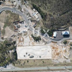 GROBNIK, ČAVLE, SOBOLI- građevinsko zemljište 10000m2 u komercijalnoj zoni za halu- poslovni prostor (namjena: trgovačka, zanat...