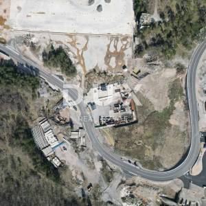 GROBNIK, ČAVLE, SOBOLI- građevinsko zemljište 10000m2 u komercijalnoj zoni za halu- poslovni prostor (namjena: trgovačka, zanat...