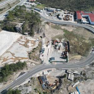 GROBNIK, ČAVLE, SOBOLI- građevinsko zemljište 10000m2 u komercijalnoj zoni za halu- poslovni prostor (namjena: trgovačka, zanat...