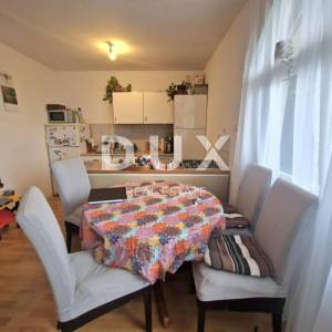 GROBNIK, DRAŽICE - Kuća sa poslovnim prostorom i puno mogućnosti, 400m2