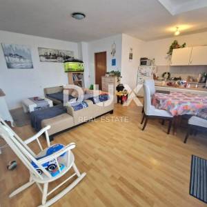 GROBNIK, DRAŽICE - Kuća sa poslovnim prostorom i puno mogućnosti, 400m2