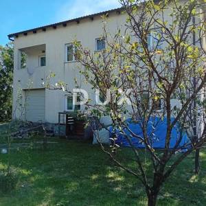 GROBNIK, DRAŽICE - Kuća sa poslovnim prostorom i puno mogućnosti, 400m2
