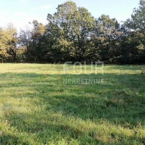 Grobnik, poljoprivredno zemljište 2.190m2