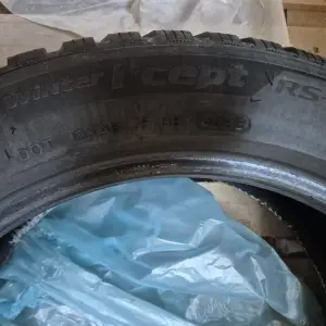 HANKOOK WINTER ICEPT RS3 ZIMSKE GUME 225/50/17