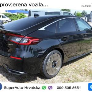 Honda Civic XI 2.0 i-MMD eCVT Hybrid Advance 184 KS, LED+PANO+GR SJED+KAM+PARK