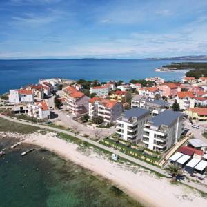 Hrvatska, Pag, Povljana, Luksuzni apartmani, 103m2 m2, Prvi red do mora, S12