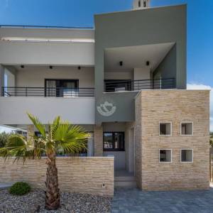 Hrvatska, Zadar, Luksuzna vila u Bibinju s pogledom na more – novogradnja na 3 etaže, whirlpool, bazen sa slanom vodom i krovna...