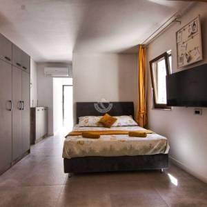 Hrvatska, Zadar, Turanj – Nekretnina s 2 apartmana za odmor u Dalmaciji, 200 m od plaže