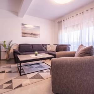 Hrvatska, Zadar, Vir, 4 apartmana, visokokvalitetna i održavana, potpuno opremljena i namještena, investicijska nekretnina bliz...