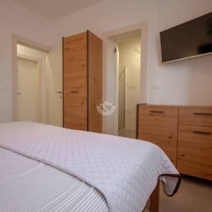 Hrvatska, Zadar, Vir, 4 apartmana, visokokvalitetna i održavana, potpuno opremljena i namještena, investicijska nekretnina bliz...