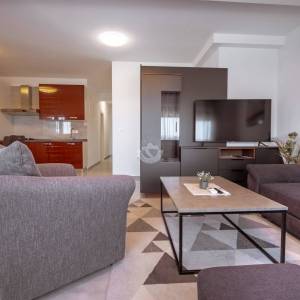 Hrvatska, Zadar, Vir, 4 apartmana, visokokvalitetna i održavana, potpuno opremljena i namještena, investicijska nekretnina bliz...