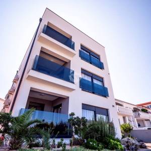 Hrvatska, Zadar, Vir, 4 apartmana, visokokvalitetna i održavana, potpuno opremljena i namještena, investicijska nekretnina bliz...