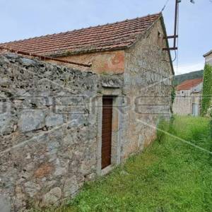 HVAR, Dol, Kuća prodaja 
