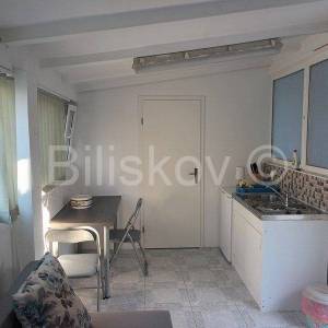 Hvar, stan 43 m2 + veranda 14 m2 (studio apartman)