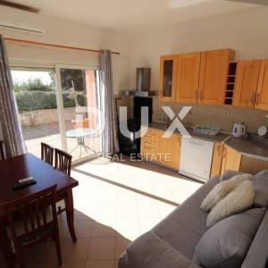 IČIĆI - Kuća sa 7 apartmana u blizini mora
