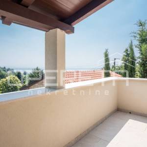 IČIĆI – Luksuzna vila s panoramskim pogledom na more, grijanim bazenom, spa zono
