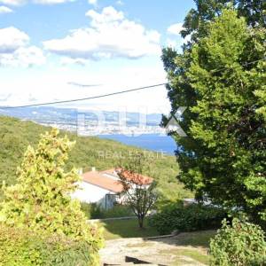 IČIĆI, POLJANE - građevinski teren s pogledom na more 760 m2