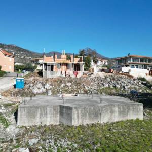 IČIĆI, POLJANE- kuća (započeta gradnje) 320m2 s panoramskim pogledom na more + okoliš 1123m2 