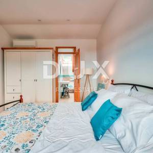 IČIĆI, POLJANE- villa 250m2 s pogledom na more i bazenom + uređena okućnica 1100m2