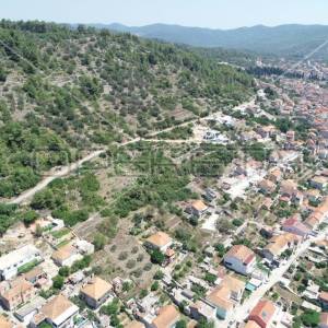 Idealno Građevinsko Zemljište od 1.190 m², Mirna Lokacija s Pogledom na More, Ve