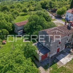 Idilično imanje od 23900m2 kraj Labina (Građ 2.848 m² +Poljoprivredno zemljište: