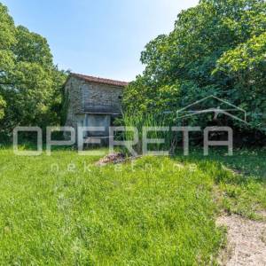 Idilično imanje od 23900m2 kraj Labina (Građ 2.848 m² +Poljoprivredno zemljište: