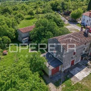 Idilično imanje od 3 starine, kombinacija građevinskog/poljoprivrednog zemljišta