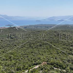 Impresivno Poljoprivredno Zemljište od 46.244m2 s Pogledom na More u Sreseru/Jan