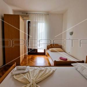 INVESTICIJA, apartmanski objekt, pogled, parking, konoba, Pag, 363 m2,
