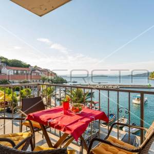 Investicija: dva apartmana uz more, savršena za najam i odmor