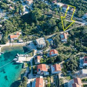 Investicija, kuća sa poslovnim prostorom, Žrnovska Banja, otok Korčula