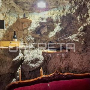 Investicija s velikim potencijalom kraj Omiša – dalmatinska oaza s pogledom na m