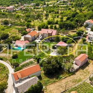 Investicijska prilika, Katuni, Šestanovac, kuća za adaptaciju