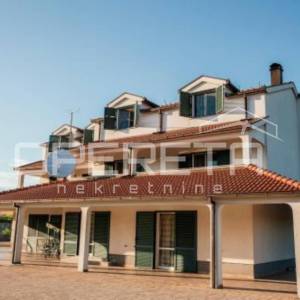 INVESTICIJSKA PRILIKA – KUĆA ZA TURISTIČKE SVRHE U CISTI PROVO
