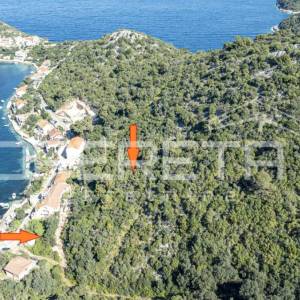 Investicijska prilika na Lastovu: Zemljište uz more, 5107 m²