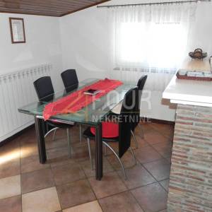 Ista, Rovinj, etaža s dva stana, 122m2, terasa i balkon
